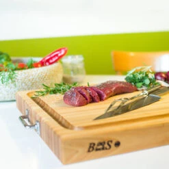 Boos Blocks Schneidebrett ProChef, Ahorn Mit Edelstahlgriffen 61x46x6 Cm -Küche Grill Laden bb schneidebrett ahorn 61x46x6cm rafr2418 e02b31befc94717647e32002b4e18d87