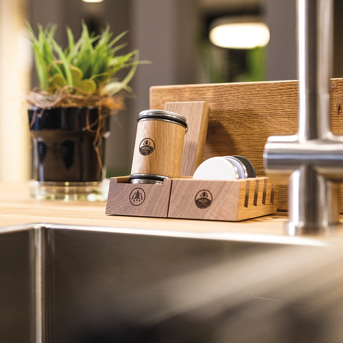 HORL Station Für Schleifscheiben Eiche 3 HORL Station Für Schleifscheiben Eiche