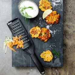 Microplane Black Sheep Reibe Sehr Grob -Küche Grill Laden microplane black sheep reibe sehr grob cd60fc7977ec4c3cc32198e5d0719448