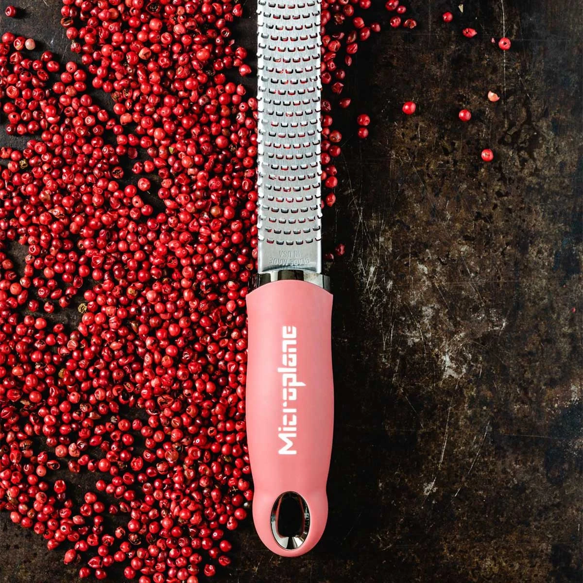 Microplane Premium Reibe / Zester, Lippenstift Pink 4 Microplane Premium Reibe / Zester, Lippenstift Pink – Bild 2