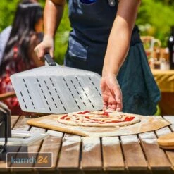 Ooni Pizzaschieber Aluminium Perforiert 14" -Küche Grill Laden ooni pizzaschieber aluminium perforiert 14 24158 m 4