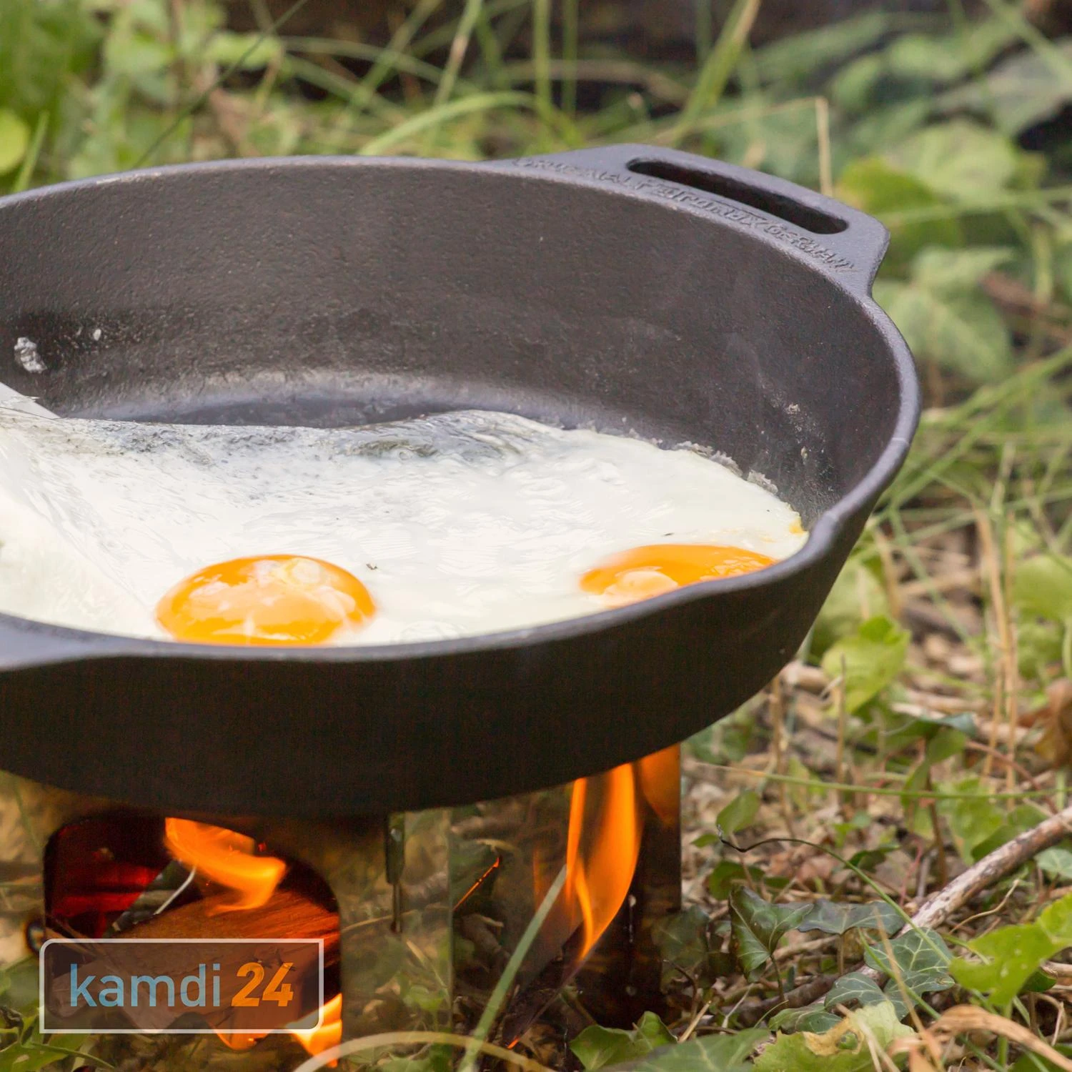 Petromax Feuerpfanne Fp25 Mit Stiel 7 Petromax Feuerpfanne Fp25 Mit Stiel – Bild 5