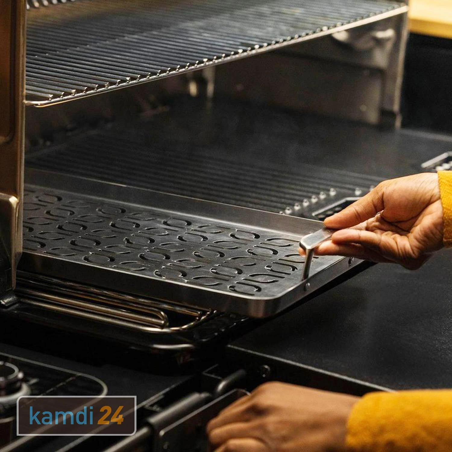 Traeger ModiFire Grillplatte Für Fisch Und Gemüse Edelstahl 7 Traeger ModiFire Grillplatte Für Fisch Und Gemüse Edelstahl – Bild 5