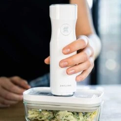 ZWILLING FRESH & SAVE Vakuumpumpe Mit Ladekappe, Weiß 16 ZWILLING FRESH & SAVE Vakuumpumpe Mit Ladekappe, Weiß -Küche Grill Laden zwilling fresh save vakuumpumpe mit ladekappe weiss 8966688ca186f7350ae2eef7a5b8e30f